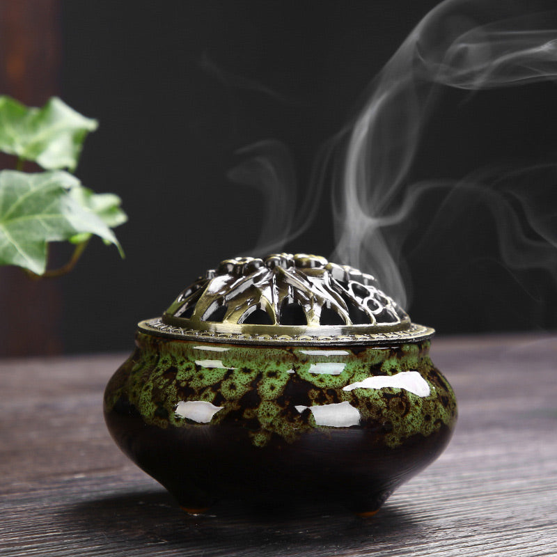 Flower Pattern Ceramic Blessing Meditation Incense Burner Decoration - Image 4