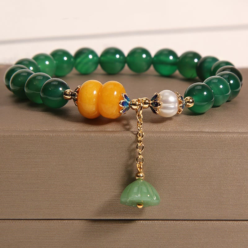 Green Agate Amber Pearl Lotus Pod Support Bracelet