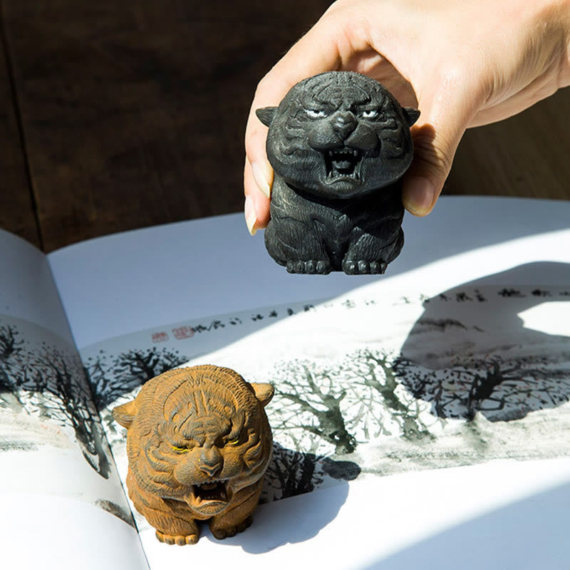 Handmade Mini Roaring Tiger Iron Powder Rust Cast Resin Statue Home Decoration - Image 3