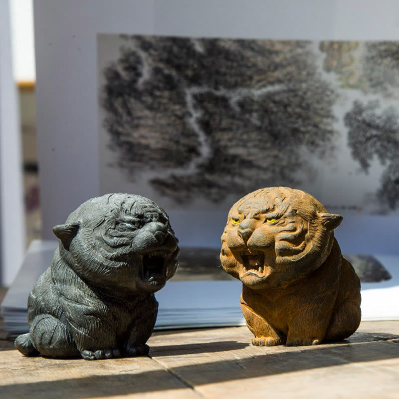 Handmade Mini Roaring Tiger Iron Powder Rust Cast Resin Statue Home Decoration - Image 4