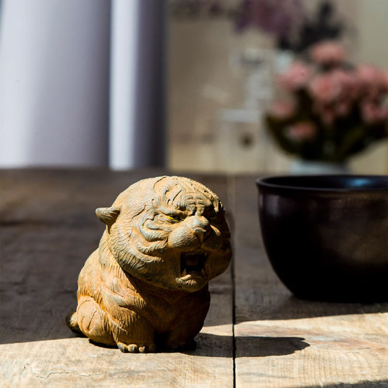 Handmade Mini Roaring Tiger Iron Powder Rust Cast Resin Statue Home Decoration - Image 10