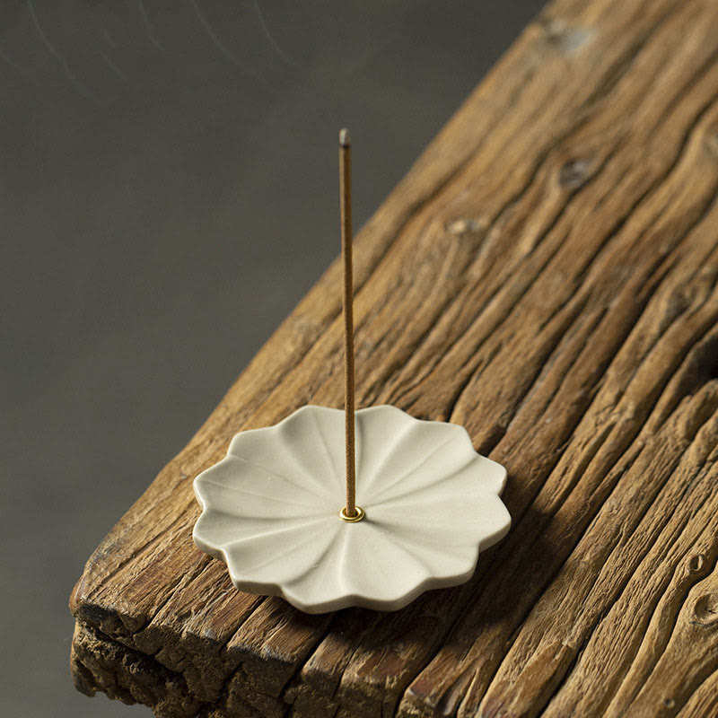 Lotus Cherry Blossom Plum Blossom Chrysanthemum Healing Ceramic Incense Burner Decoration