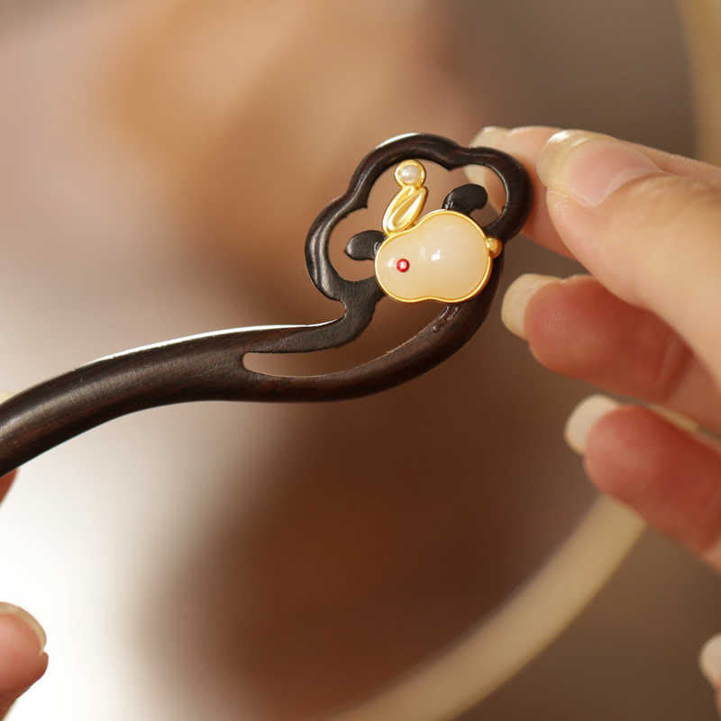 Auspicious Cloud Sandalwood Rabbit Protection Hairpin