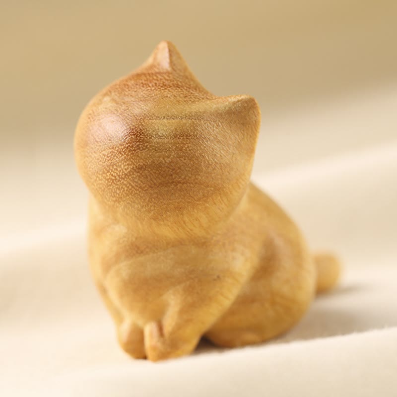 Small Cat Sandalwood Protection Home Decoration(Random Type)
