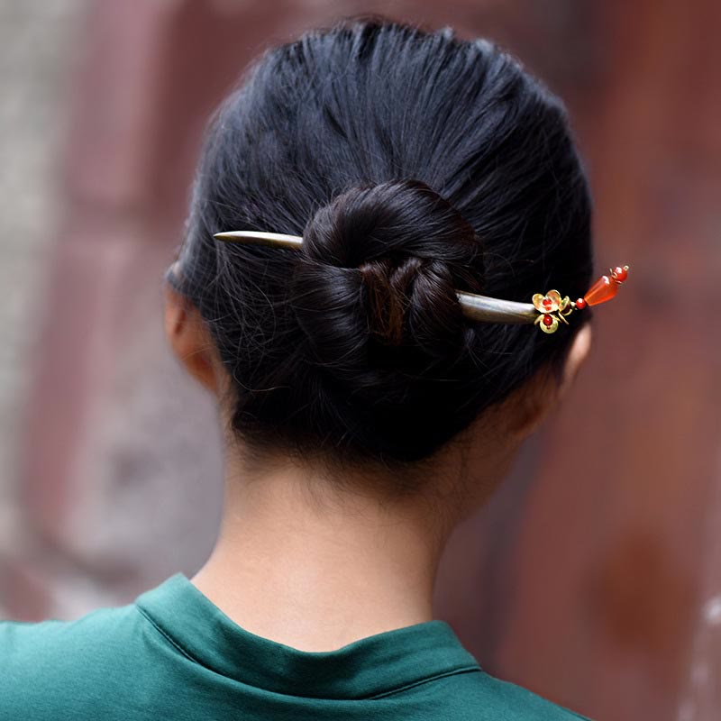 Silver Tassel Green Sandalwood Soothing Hairpin - Image 4
