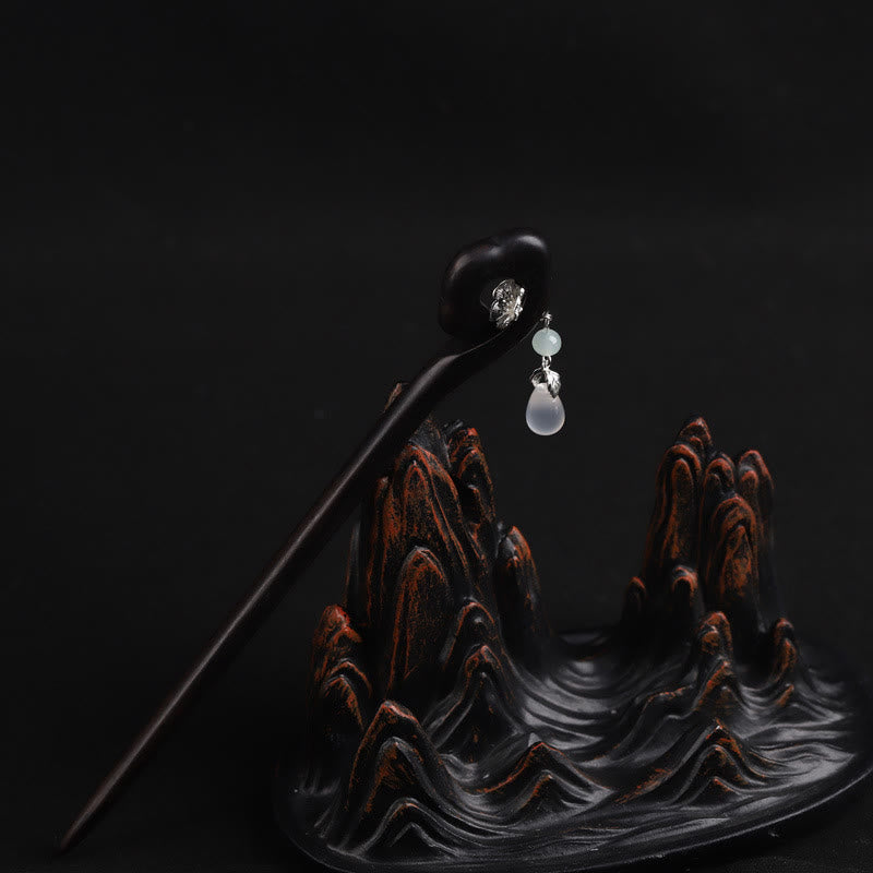 Ebony Auspicious Cloud Courage Hairpin - Image 4