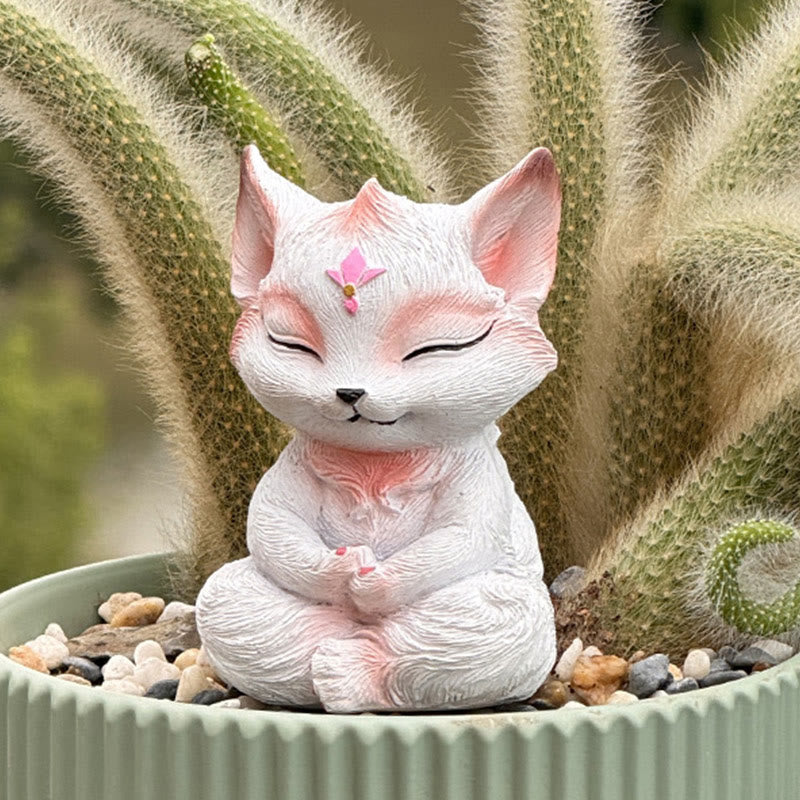 Small Nine Tailed Fox Sitting Protection Resin Home Decoration