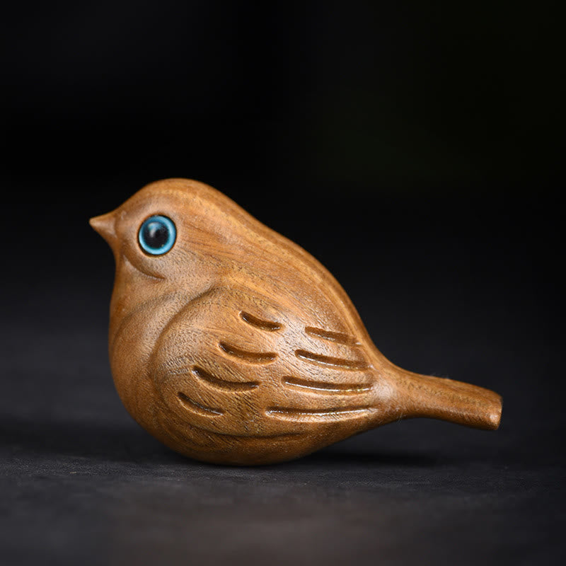 Mini Magpie Bird Carved Positive Desk Decoration