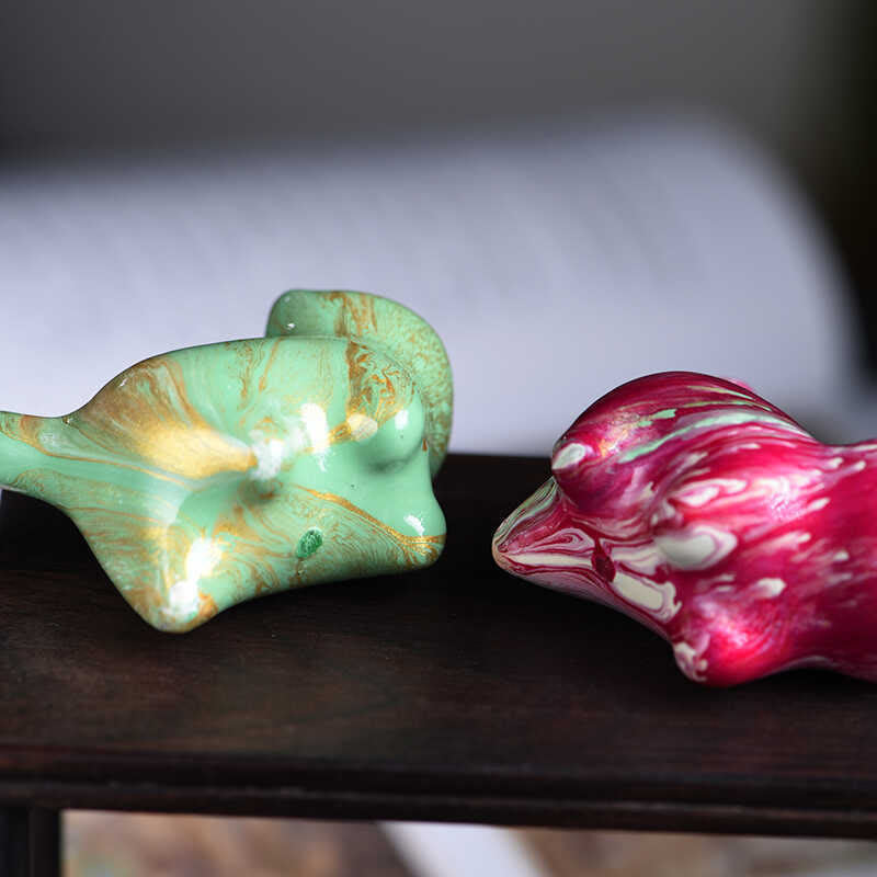 Mini Lovely Cat Ebony Wood Lacquer Craft Peace Decoration - Image 11