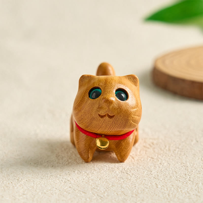 Mini Sandalwood Carved Lucky Confident Cat Healing Decoration
