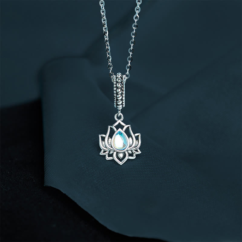 925 Sterling Silver Lotus Design Moonstone Healing Necklace Pendant