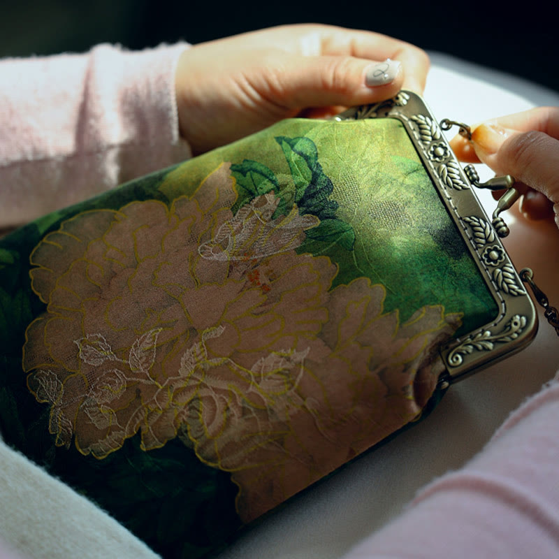 Small Green Peony Butterfly Metal Chain Crossbody Bag Shoulder Bag Cellphone Bag - Image 5