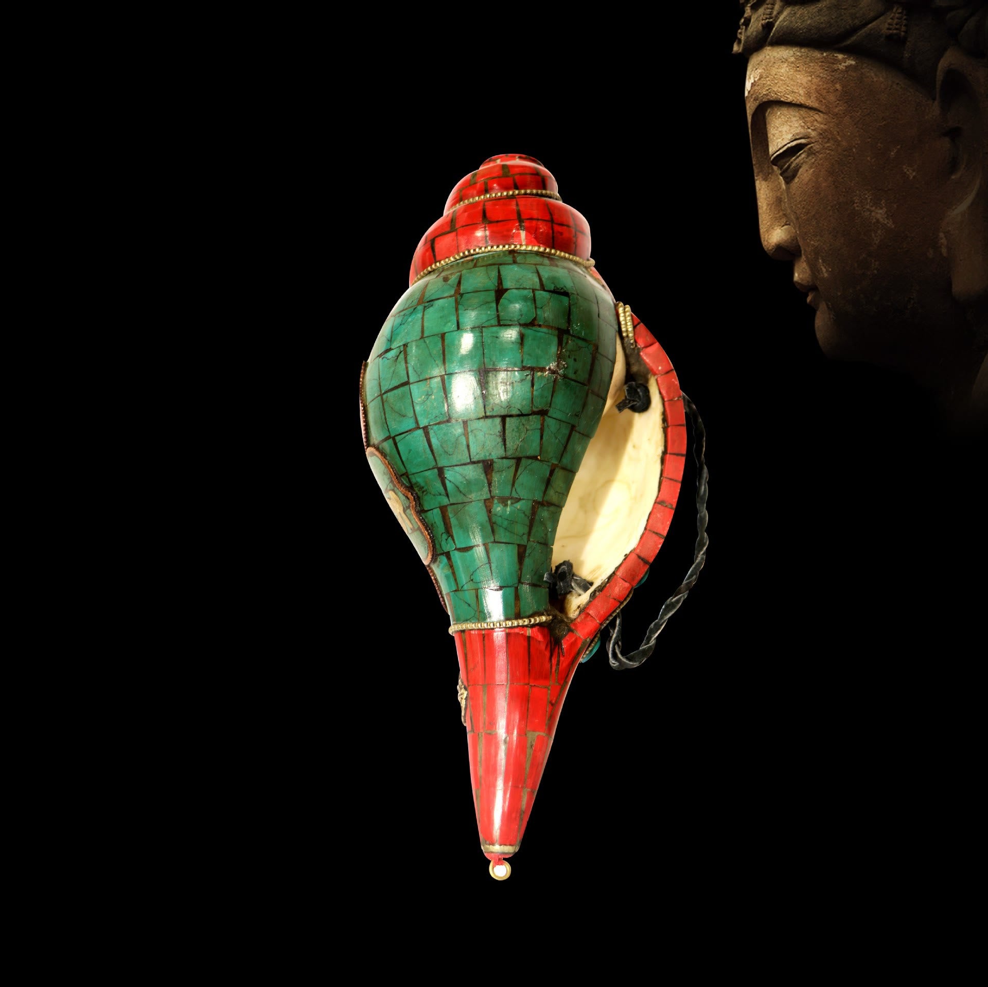 Tibetan Handmade Shankha Om Mani Padme Hum Buddha Conch Shell Lucky Decoration - Image 13