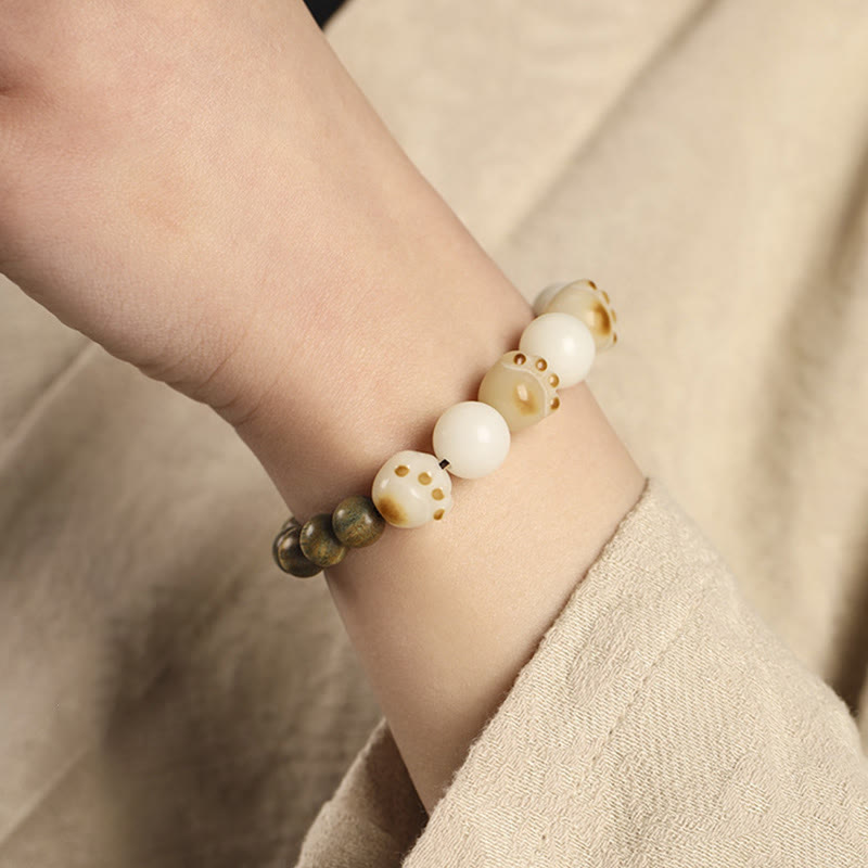 Natural Green Sandalwood Bodhi Seed Cat Paw Claw Cure Bracelet - Image 9