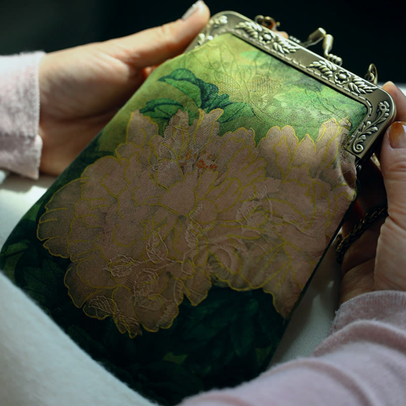 Small Green Peony Butterfly Metal Chain Crossbody Bag Shoulder Bag Cellphone Bag - Image 4
