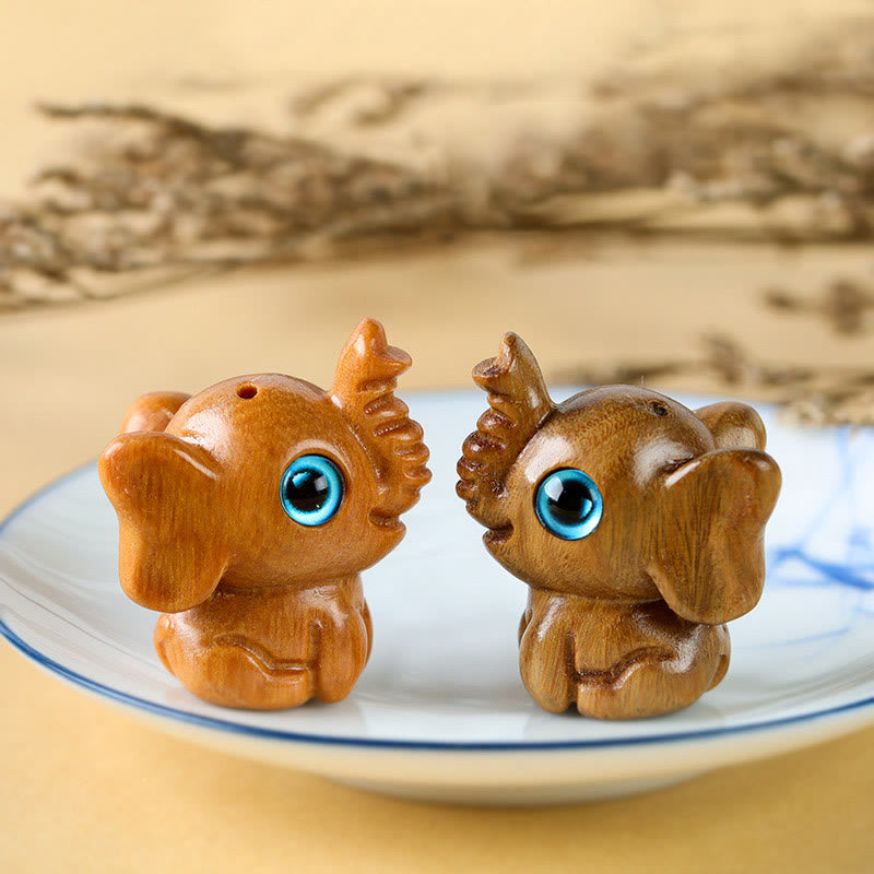 Sandalwood Small Leaf Red Sandalwood Green Sandalwood Lucky Mini Elephant Carved Protection Decoration