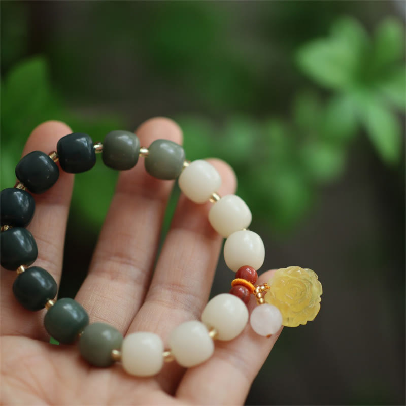 Gradient Bodhi Seed Amber Lotus Peace Bracelet - Image 8