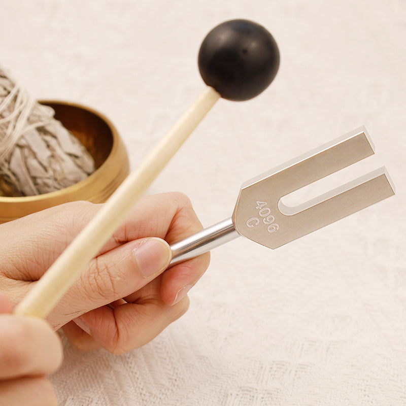 Tuning Fork 4096HZ Aluminum Alloy Crystal Tuning Fork with Hammer for Chakra Healing - Image 3