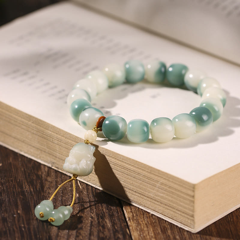 Gradient Bodhi Seed Nine Tailed Fox Cat Paw Claw Pine Cone Peace Bracelet