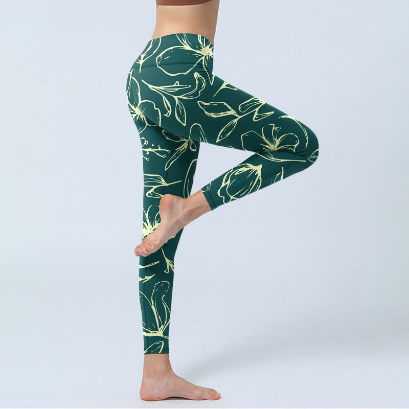 Large Floral Petals Print Gym Leggings Women's Yoga Pants - Image 4